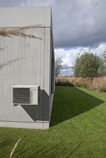 RXJ20-35A_regular logo_002.tif