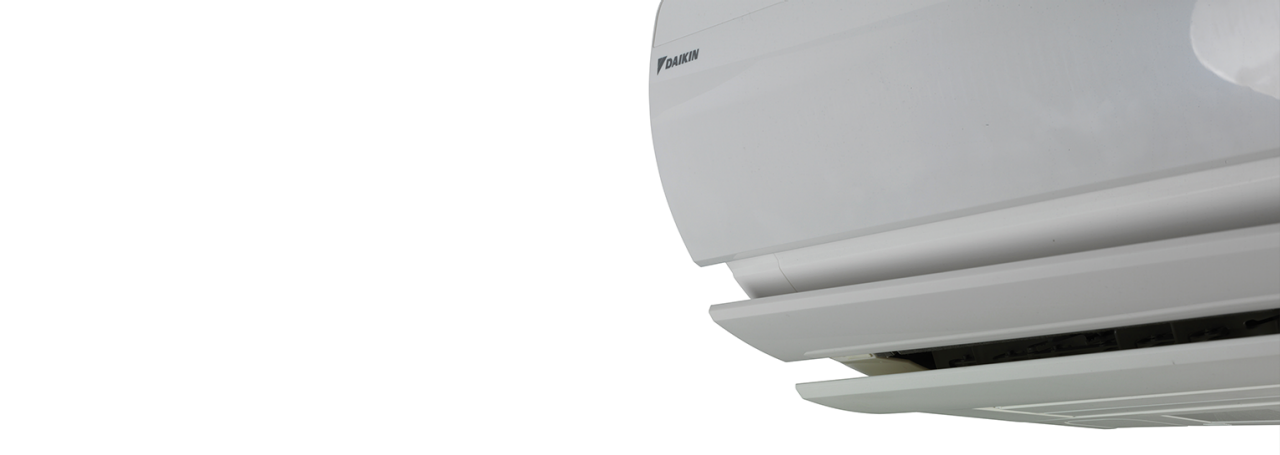 Крупный план блока Daikin Ururu Sarara.